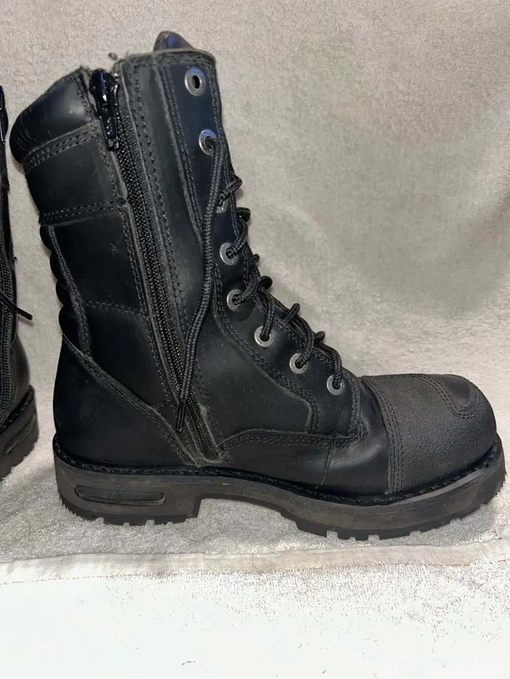Harley-Davidson Men's Riddick Black Leather Motorcycle Boots Size 9M D98308